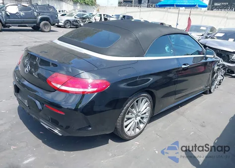 2017 Mercedes-Benz C 300 z USA, uszkodzony, nr VIN WDDWK4JB3HF542588